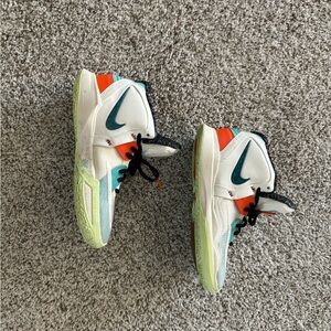 Nike Kyrie Infinity